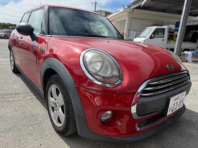 BMWミニMINIワン赤2385
