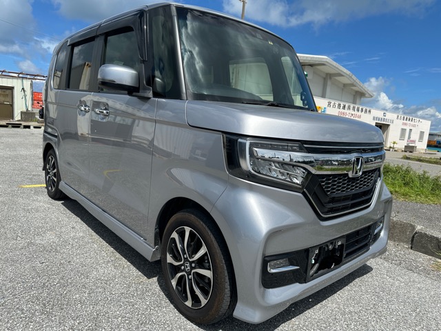 N-BOXカスタムG Lﾎﾝﾀﾞｾﾝｼﾝｸﾞ灰